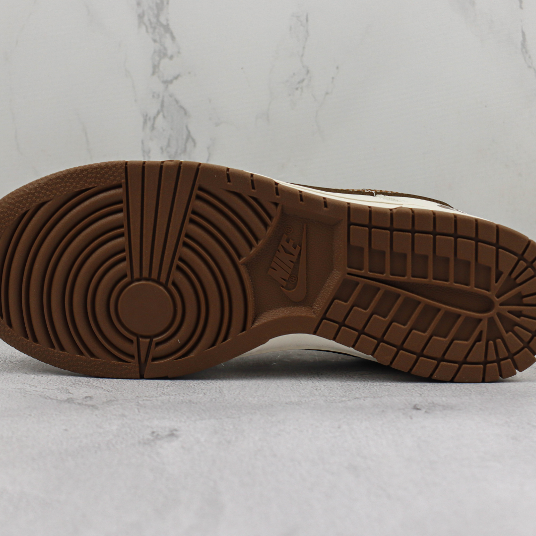 Tenis Nike Dunk Low - Bear Wow Bown