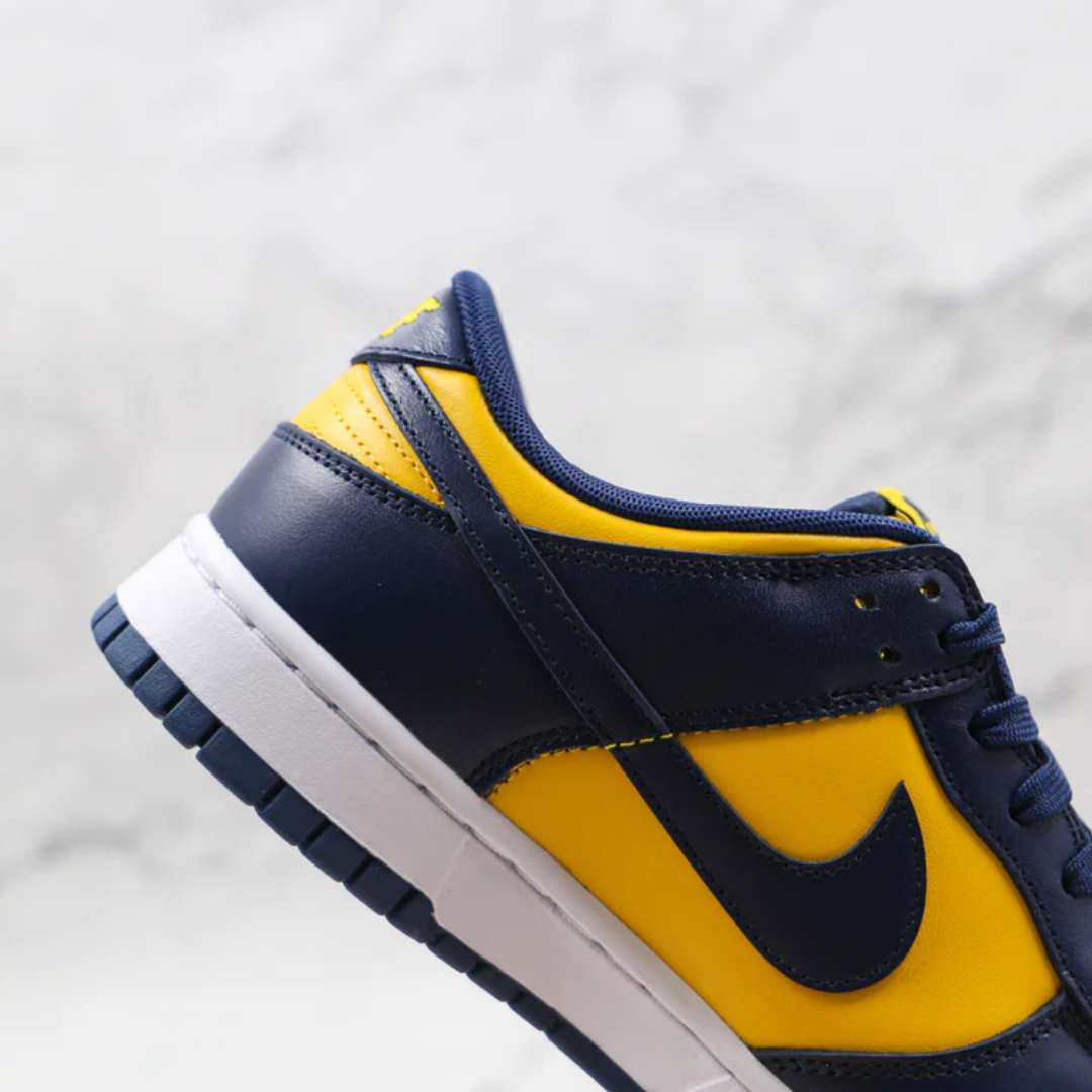 Tenis Nike Dunk Low Michigan - Blue & Yellow