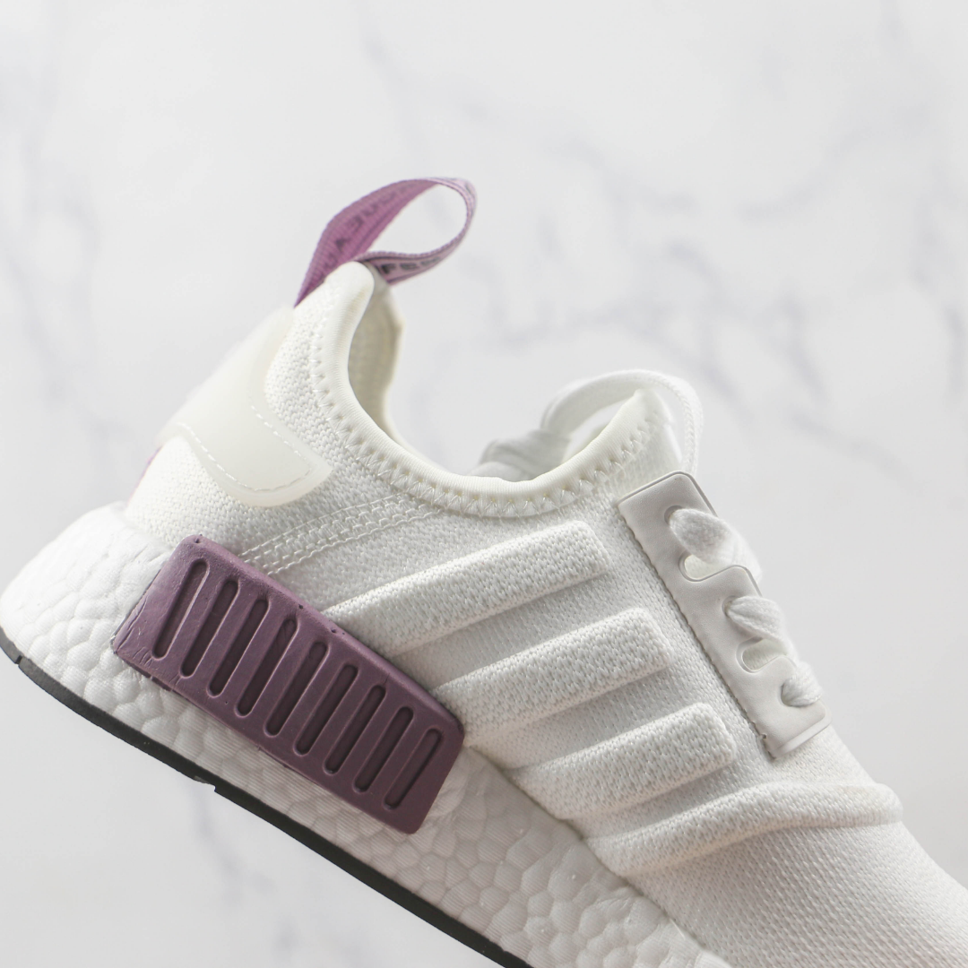 Tenis Adidas - NMD R1 Branco e Roxo