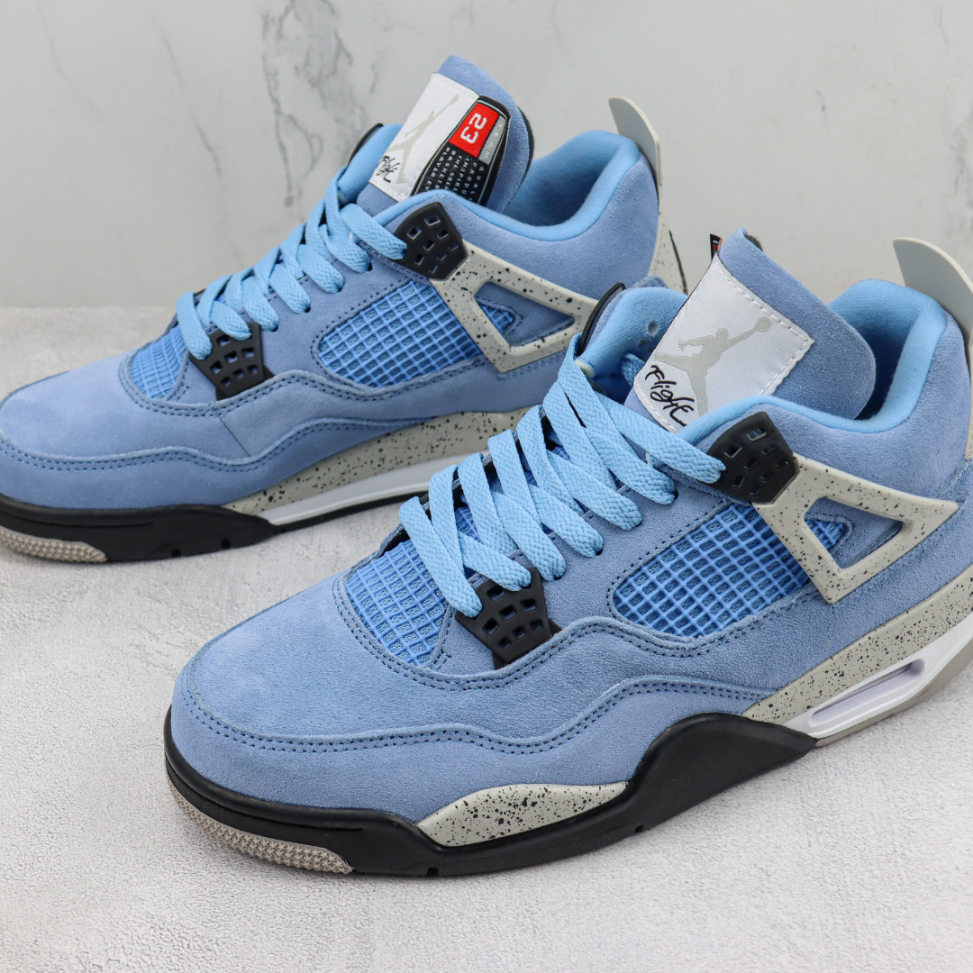 Tênis Air Jordan 4 - Retrô university Blue