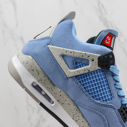 Tênis Air Jordan 4 - Retrô university Blue