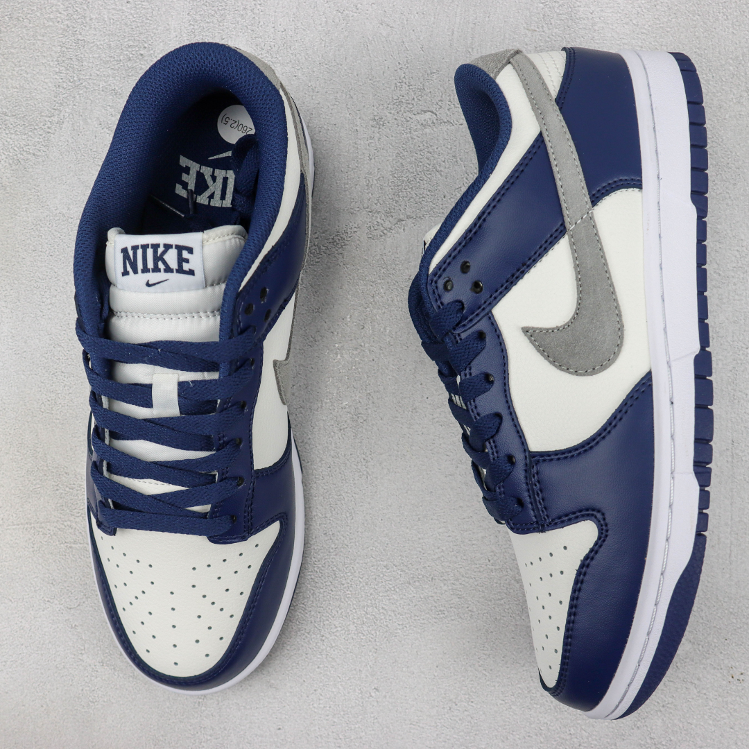 Tênis Nike Dunk Low - Midnight Navy