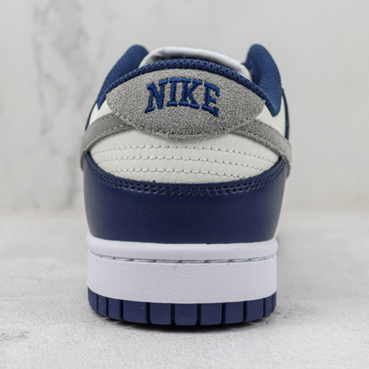 Tênis Nike Dunk Low - Midnight Navy