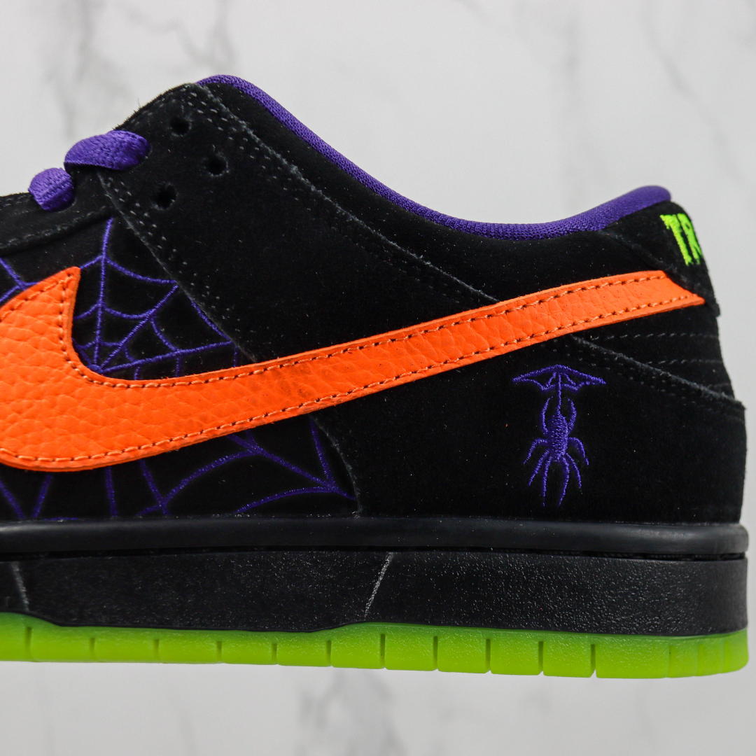 Tênis Nike SB Dunk Low Night of Mischief Halloween