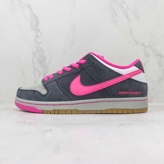 Tênis Nike SB Dunk Low  - Disposable