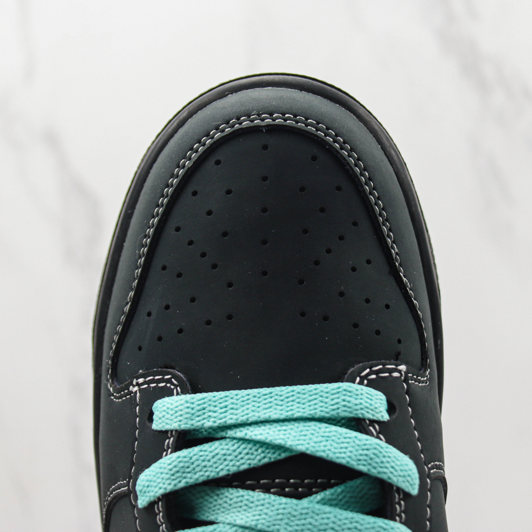 Tênis Nike Dunk Low X Tiffany