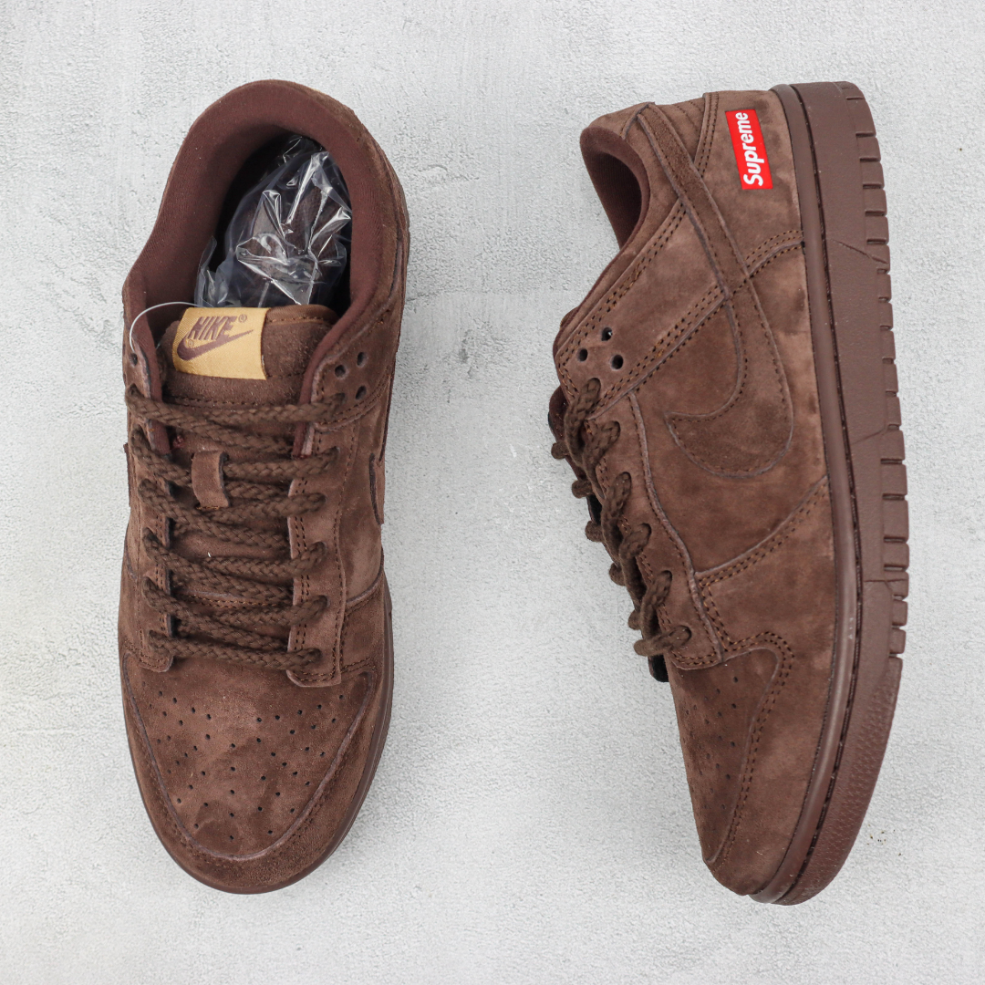 Tênis Nike SB Dunk Low x Supreme - Brown