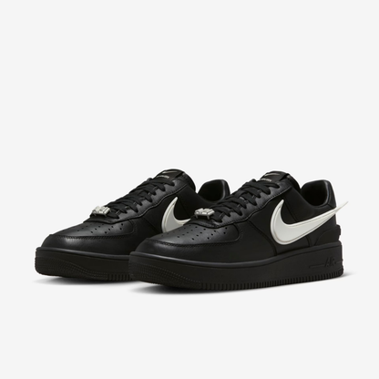 Tenis Nike AF1 x AMBUSH - Preto