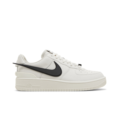 Tenis Nike AF1 X Ambush - Branco