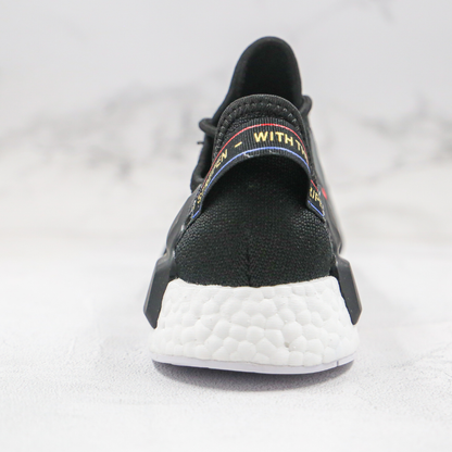 Tenis Adidas - NMD R1  Preto e Branco