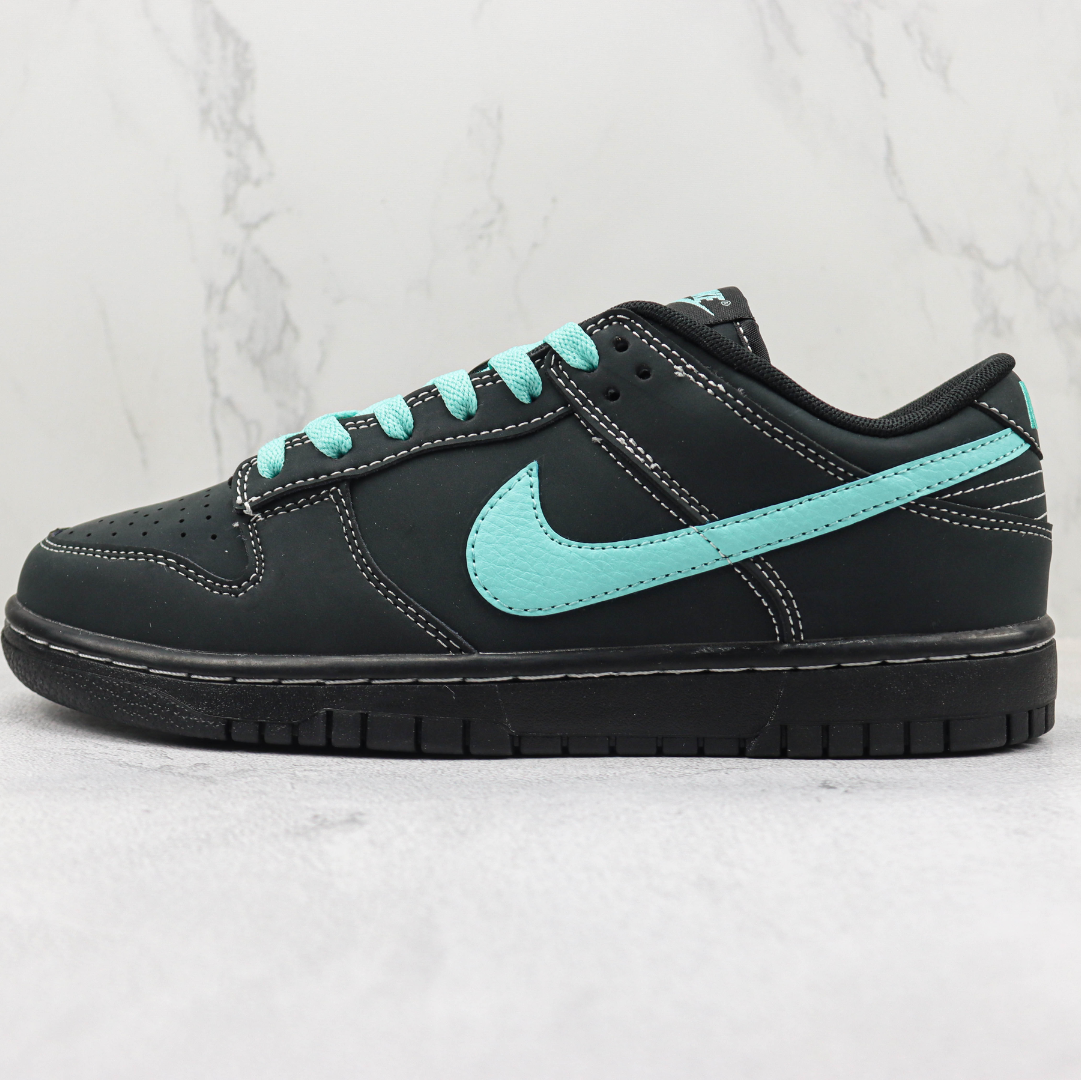 Tênis Nike Dunk Low X Tiffany